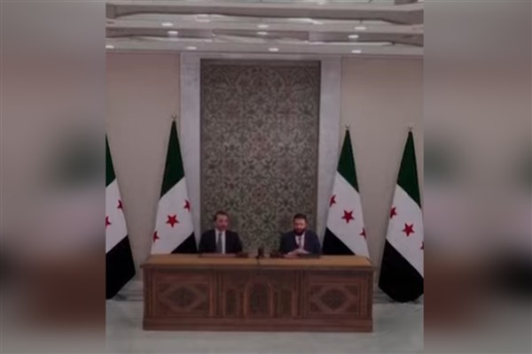 Suriye lideri anayasa bildirgesini imzaladı, ‘yeni tarih’i selamladı