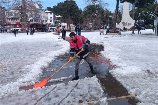 Ordu’da kar kaldırma çalışmaları sürüyor