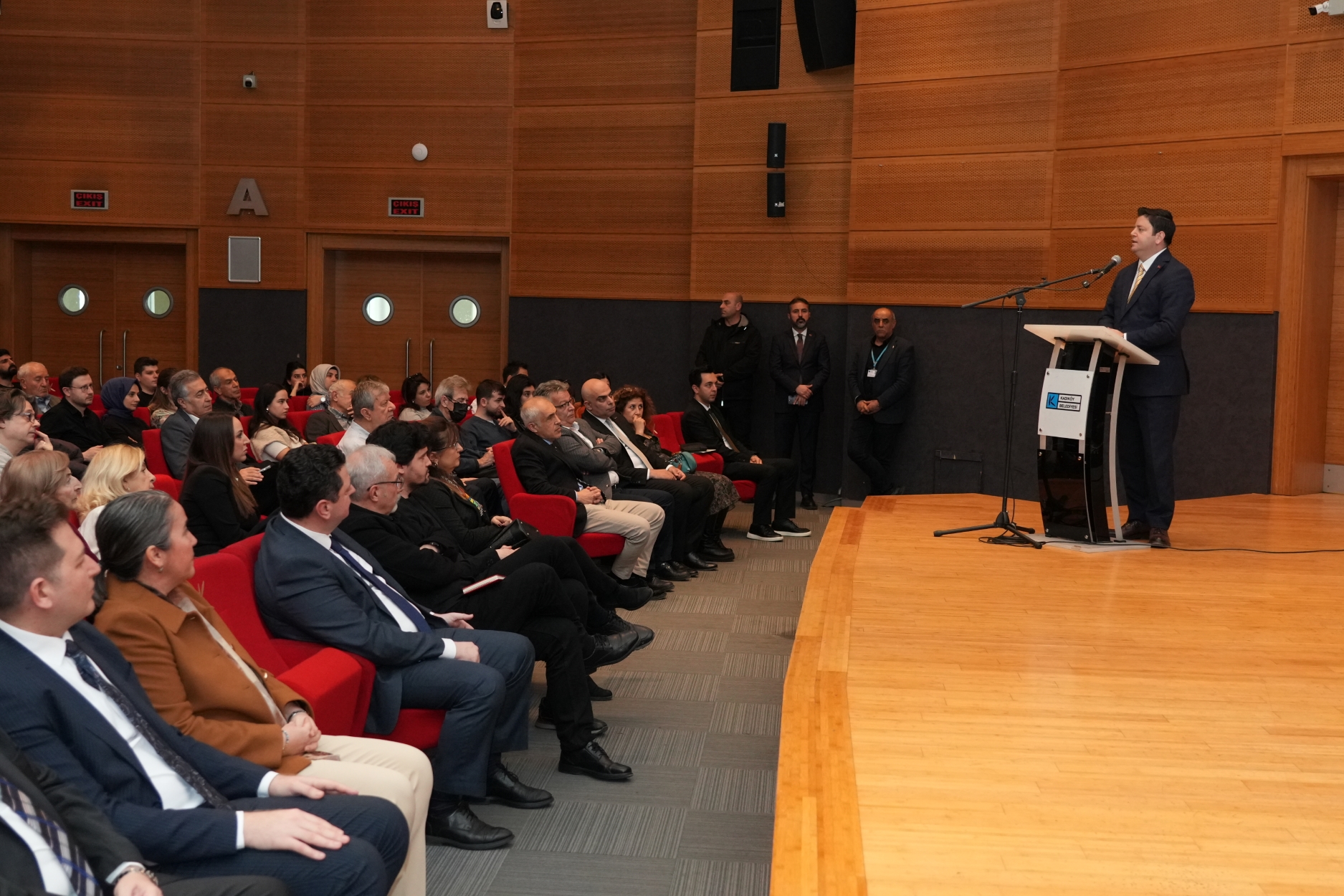 Kadıköy’de “Yangın Güvenliği ve Mimarlık” paneli