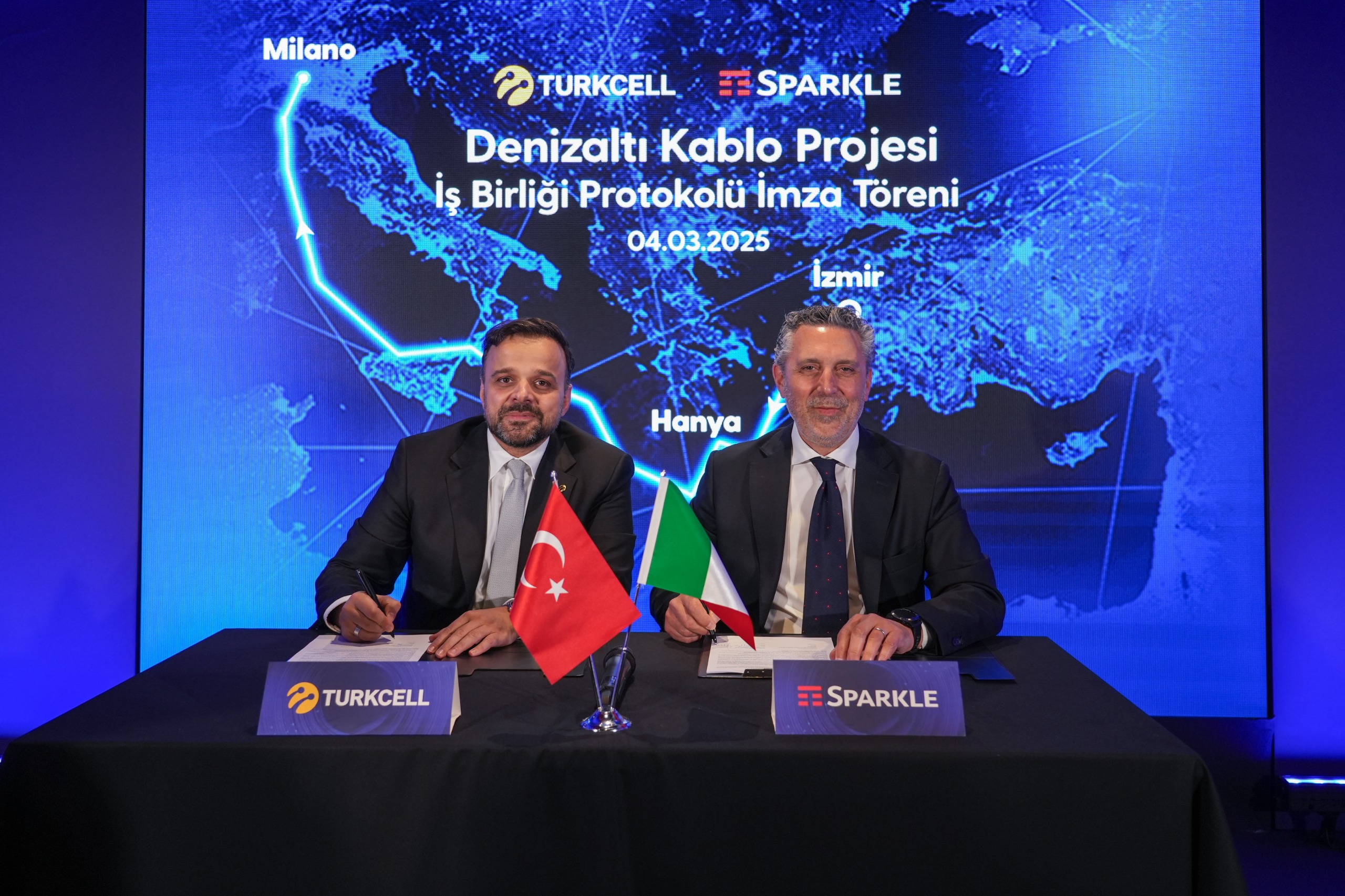 İzmir’den Milano’ya ‘Denizaltı Kablo Projesi’