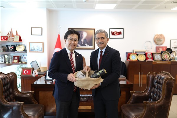 Başkan Deviren, Japonya’nın İstanbul Başkonsolosu Kenichi’yi ağırladı