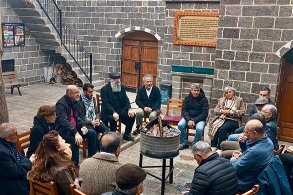 Yaşar Kemal, Diyarbakır’da anıldı