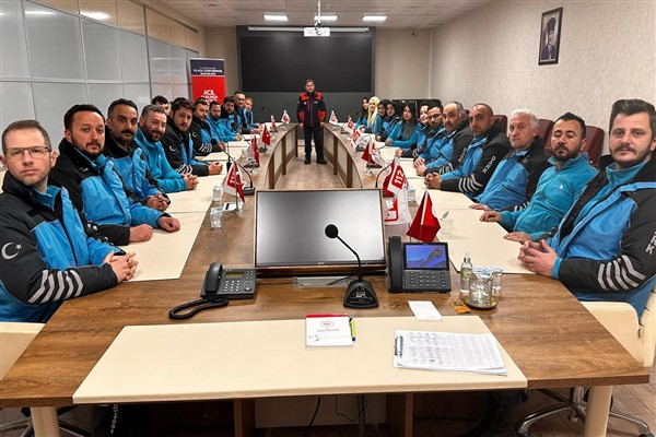 Düzce Üniversitesi Arama Kurtarma Birimi, “Depremde Arama Kurtarma Eğitimi” aldı