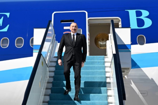 Azerbaycan Cumhurbaşkanı Aliyev, Türk mevkidaşı Erdoğan’ın daveti üzerine Türkiye’de