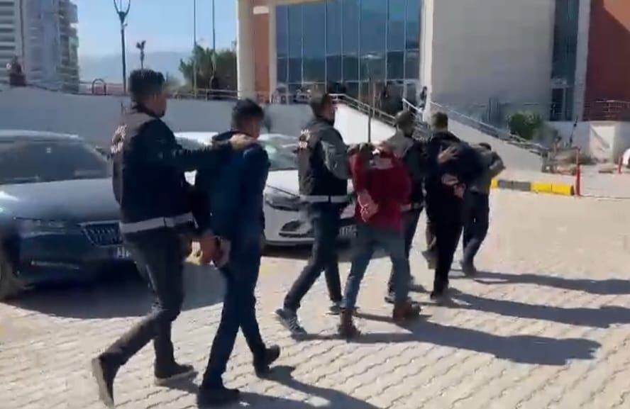 Hatay’da aranan şahıslar yakalandı
