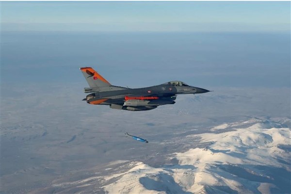 GÖZDE güdüm kiti’nin F-16’dan yapılan hızlı hedefe test atışı başarıyla sonuçlandı