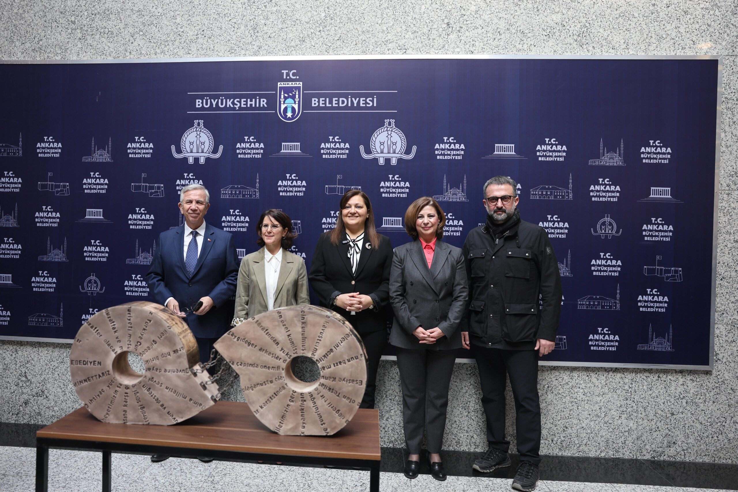 Başkan Ünlüce, Ankara’da gençlerle buluştu