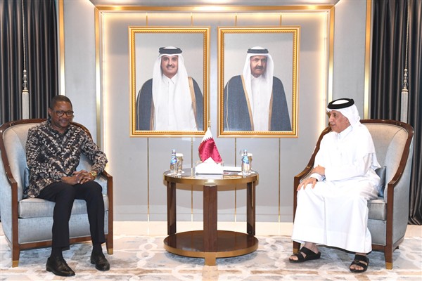 Katarlı Bakan Al Muraikhi, Burkina Faso Dışişleri Bakanı Traore ile görüştü