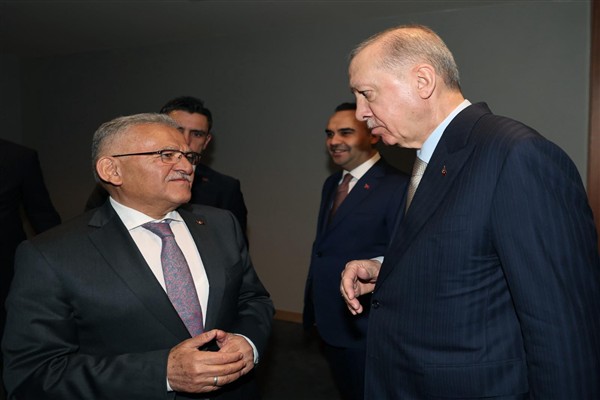 Kayseri Büyükşehir Belediye Başkanı Büyükkılıç,  Cumhurbaşkanı Erdoğan ile bir araya geldi