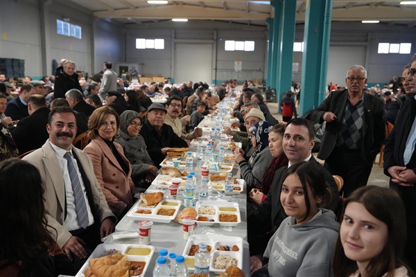 Eskişehir Büyükşehir’den Beylikova’da iftar programı