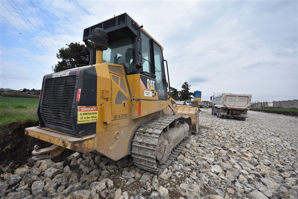 Balıkesir’de  ulaşım altyapısı çalışmalarına devam ediliyor