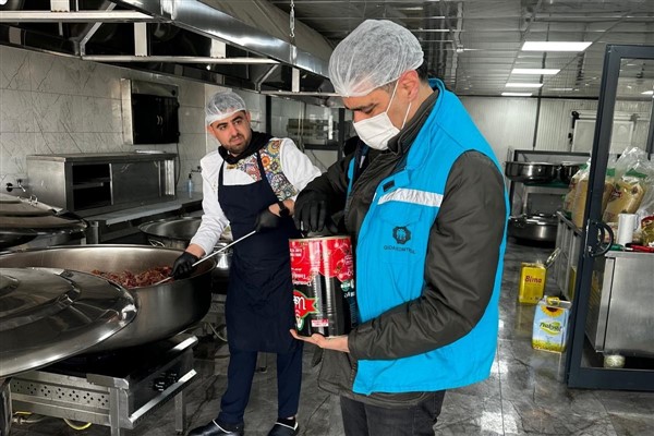 DBB ekipleri, iftar yemeklerinin üretildiği işletmeleri denetledi