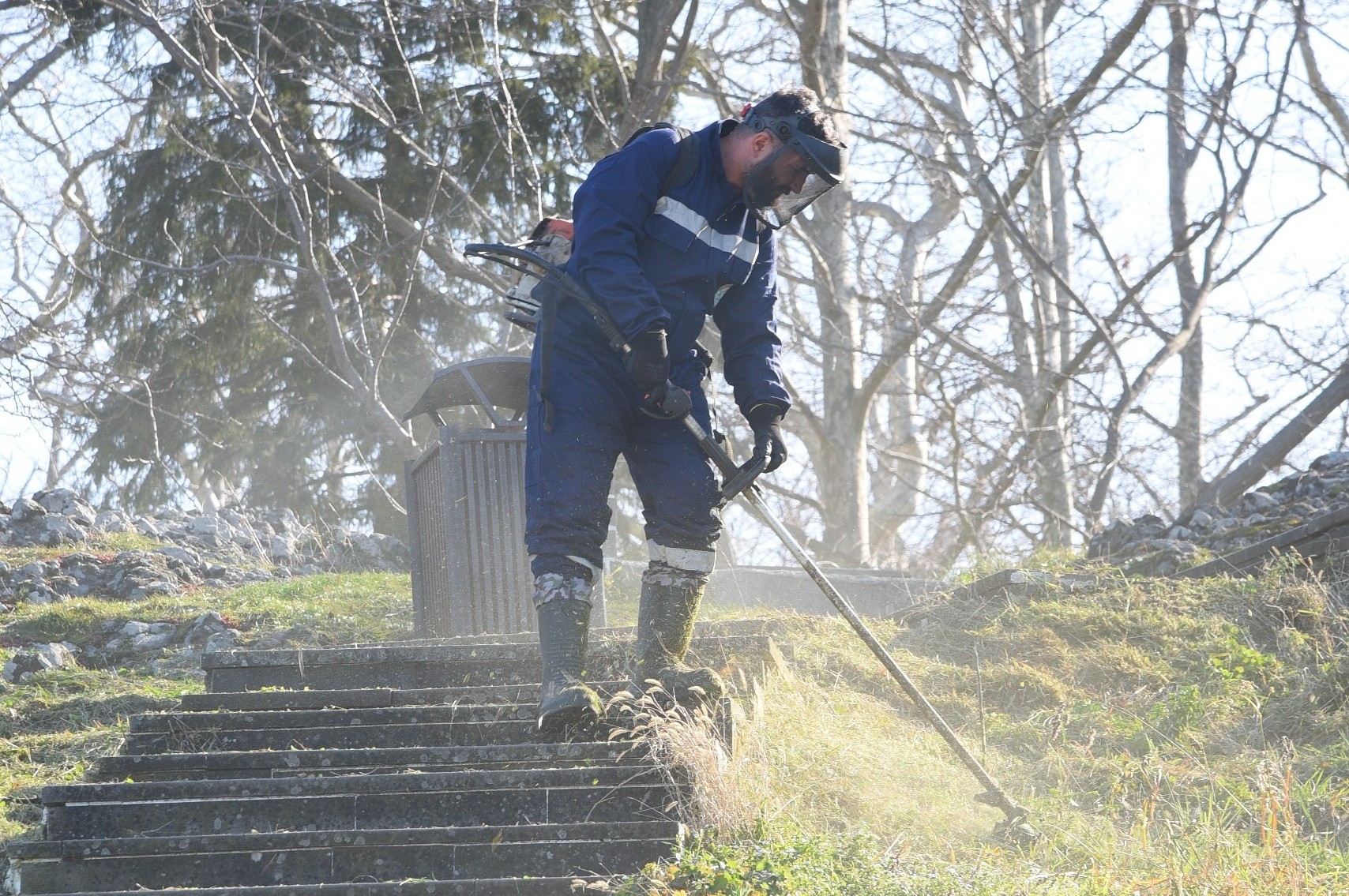 Giresun Kalesi’nde temizlik çalışması yapıldı