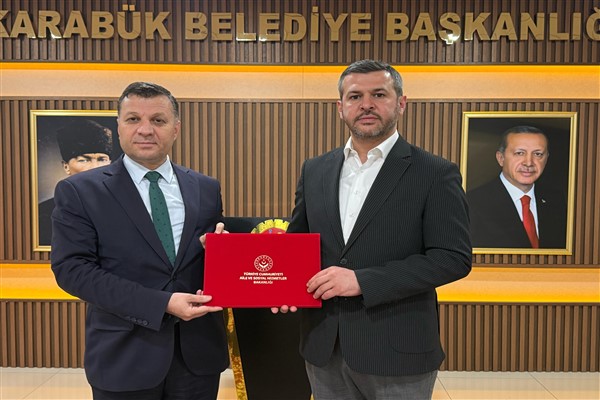 Çetinkaya’dan evlenecek gençlere destek