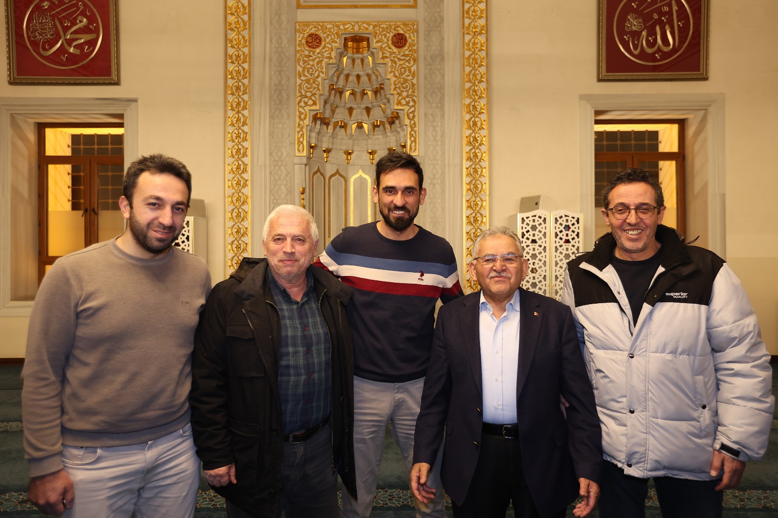 Başkan Büyükkılıç, Ramazan’ın ilk günü vatandaşlarla buluştu