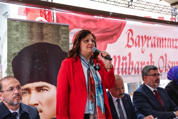 Geleneksel bayramlaşma töreni Taş Medrese´de yapıldı