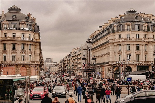 Paris’in 500 caddesi yayalaştırılıp, yeşillendirilecek