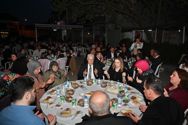 Bozbey: Ramazan ayında 200 bin vatandaşımızı aynı sofrada buluşturduk