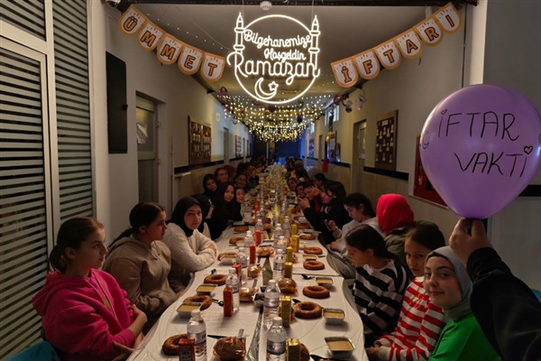 Konya Büyükşehir Belediyesi, ramazanda öğrencilere yönelik hizmetlerini sürdürdü