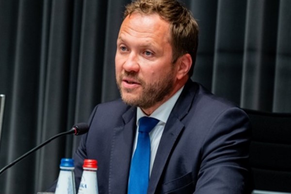 Estonya Dışişleri Bakanı Tsahkna, AB Dışişleri Konyesi için yola çıktı