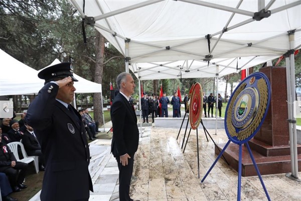 İnegöl’de 18 Mart düzenlenen törenlerle kutlandı