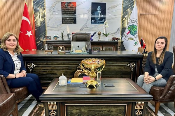 Derik Belediye Eş Başkanı Özbahçeci’den Başkan Uçuk’a ziyaret