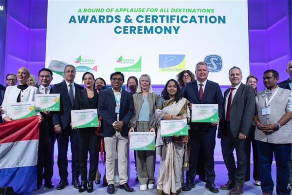 Selçuk ve Urla “Yeşil Destinasyonlar Gümüş Seviye Ödülü” sertifikası kazandı