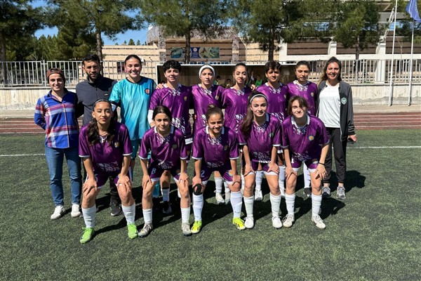 Diyarbakır Büyükşehir Belediyesi Kadın Futbol Takımı, 6’ncı maçında da galibiyetle ayrıldı