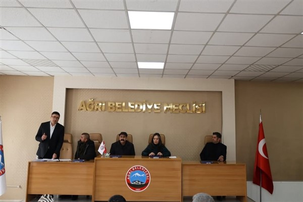 Ağrı Belediyesi meclisi olağan toplantısını gerçekleştirdi