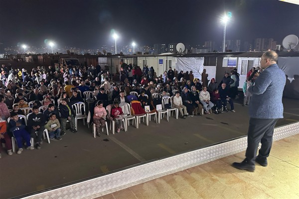 Malatya Büyükşehir Belediyesi, konteyner kentlerde etkinlik düzenliyor