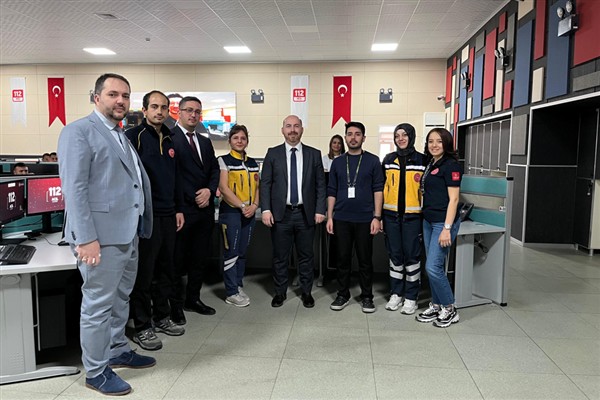 Karaman İl Sağlık Müdürü Yurdakul, sağlık çalışanlarıyla bayramlaştı