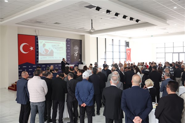 Derince’de bayramlaşma töreni düzenlendi