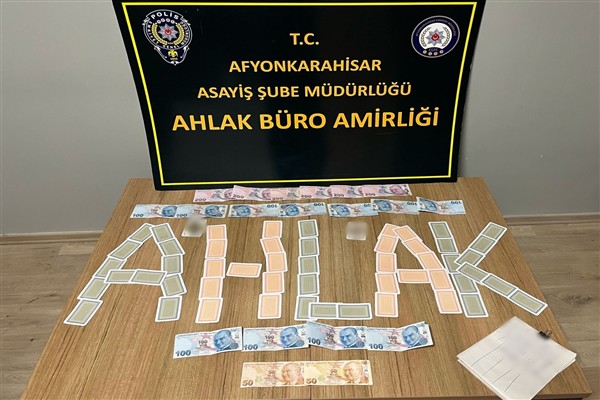 Afyonkarahisar’da 7 bin 249 şahıs ve 2 bin 440 araç sorgulandı