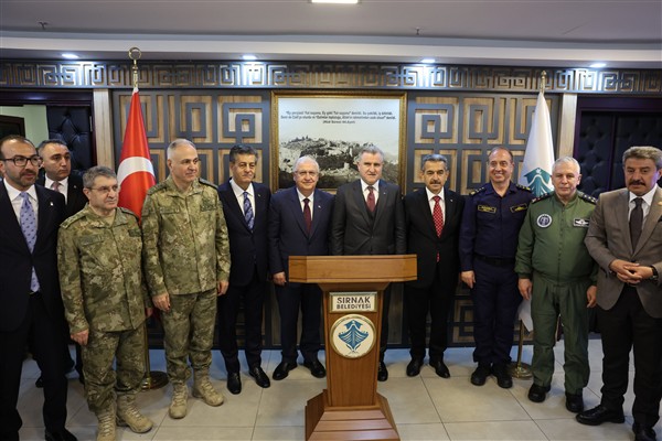 Bakan Güler, Şırnak ziyaretini sürdürüyor