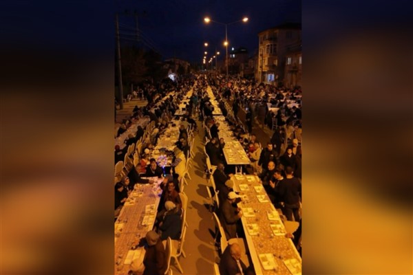 Bolvadin’de 6 bin kişilik Birlik ve Beraberlik İftarı düzenlendi