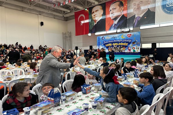Yüzlerce çocuk “Tekne Orucu” etkinliğinde bir araya geldi