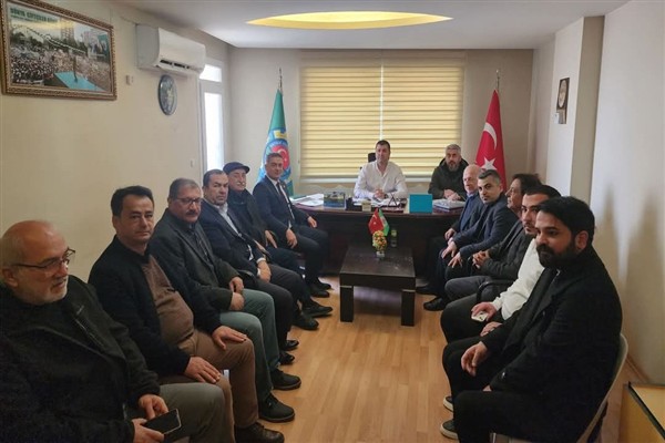 CHP’li Servet Mullaoğlu’ndan Erzin Ziraat Odası’na ziyaret