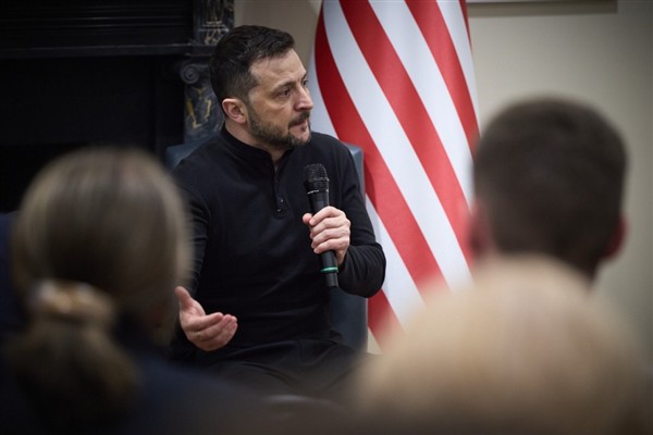 Zelenski: Ukrayna’daki insanlar yalnız olmadıklarını bilmeli