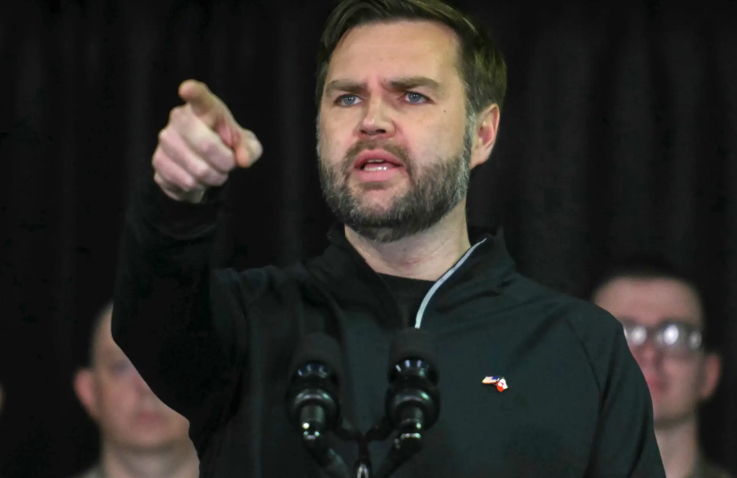 Vance Danimarka’ya: Grönlandlılarla iyi bir iş çıkarmadınız