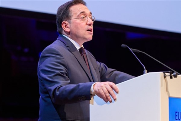 Albares, Brüksel’de Dışişleri Konseyi toplantısına katılıyor