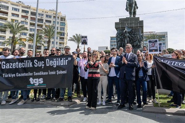 Başkan Tugay’dan gazetecilere destek