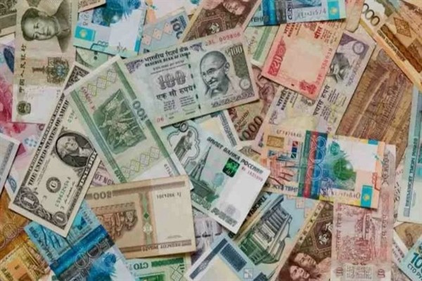 Euro ve sterlin piyasalardaki “Trumpsesyon” korkusuyla dolar karşısında yükseliyor