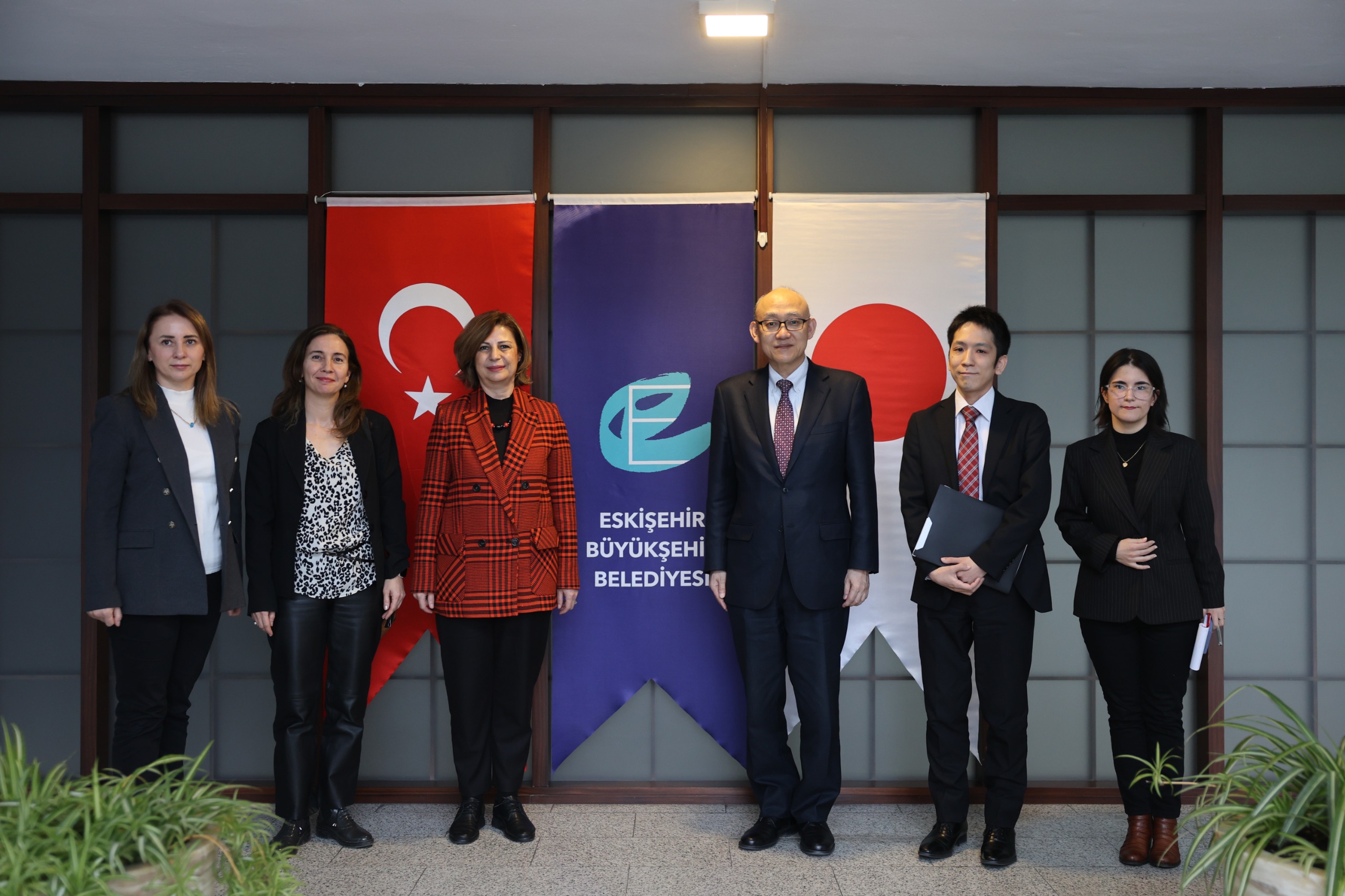 Japonya’nın Ankara Büyükelçiliği maslahatgüzar Tahara, Başkan Ünlüce’yi ziyaret etti