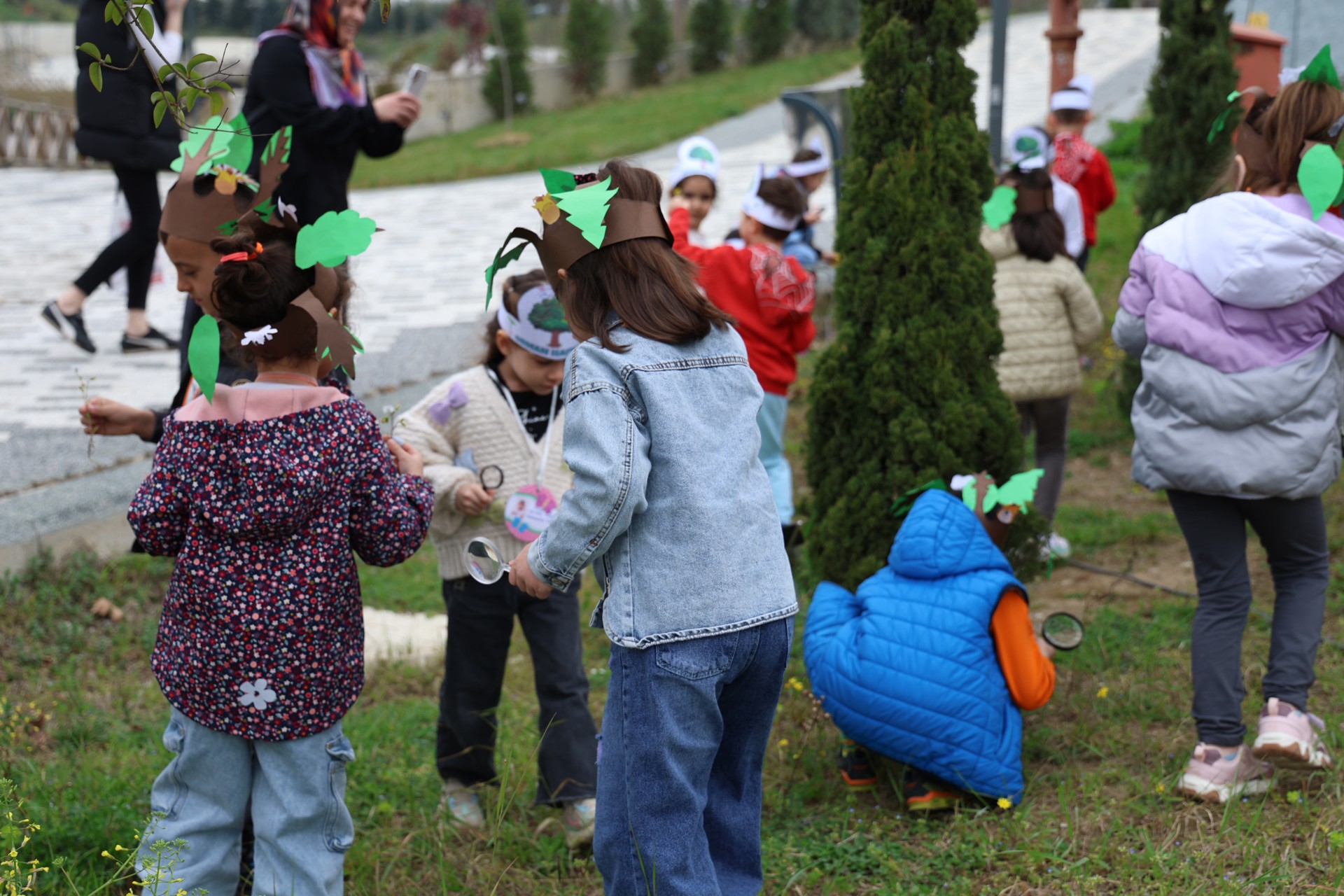 Öğrenciler, Düzce Üniversitesi Botanik Bahçesinde doğayla buluştu