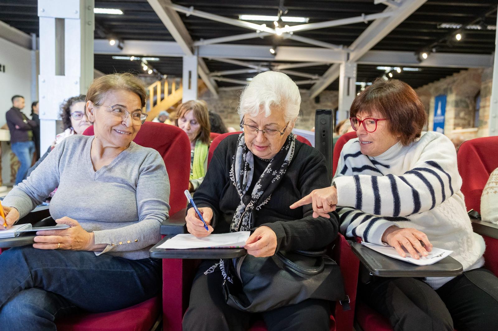 İzmir, Yaşlı Dostu Şehirler Ağı’na kabul edildi