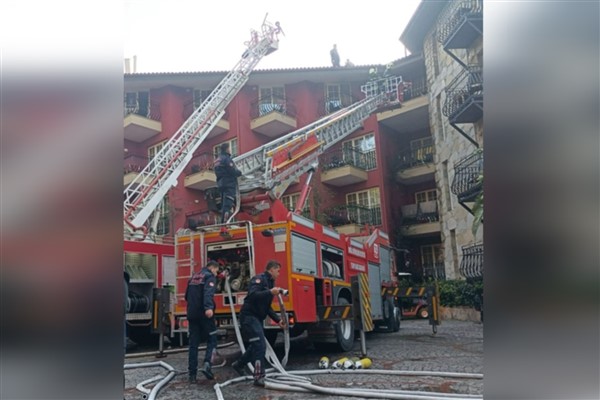 Muğla Büyükşehir itfaiyesi bayram tatilinde 144 olaya müdahale etti