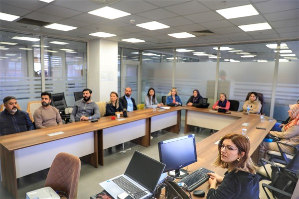 Kayapınar’da Engelsiz Yaşam ve Otizm alanında atölye çalışması