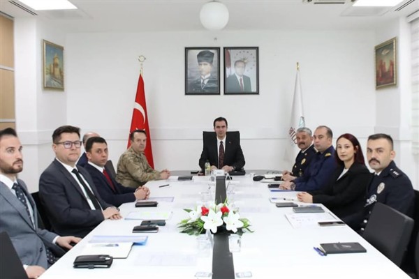 Bitlis’te İl Asayiş, Güvenlik ve İstihbarat Toplantısı gerçekleştirildi