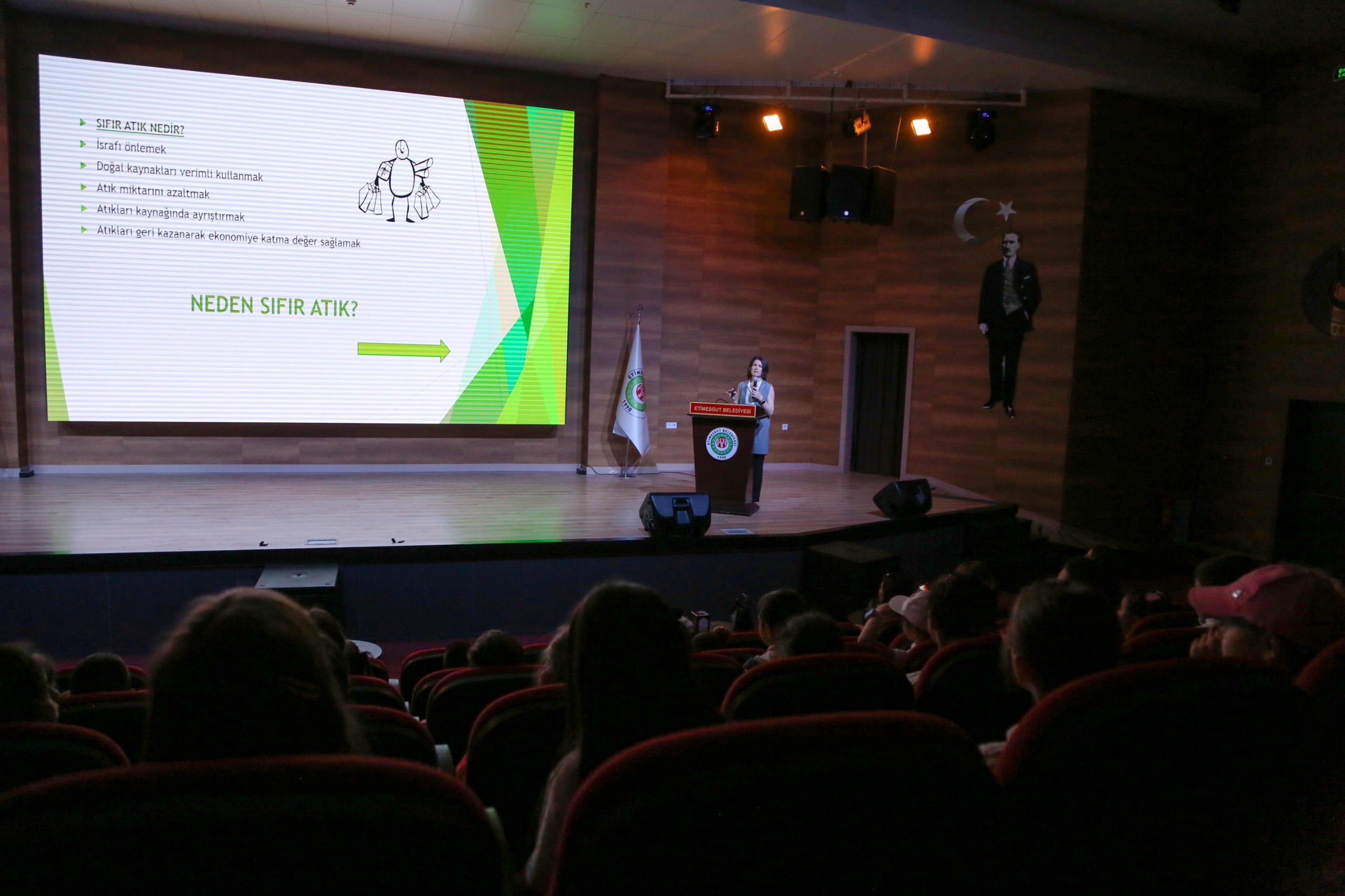 Etimesgut Belediyesi’nden ilkokul öğrencilerine “Sıfır Atık” eğitimi