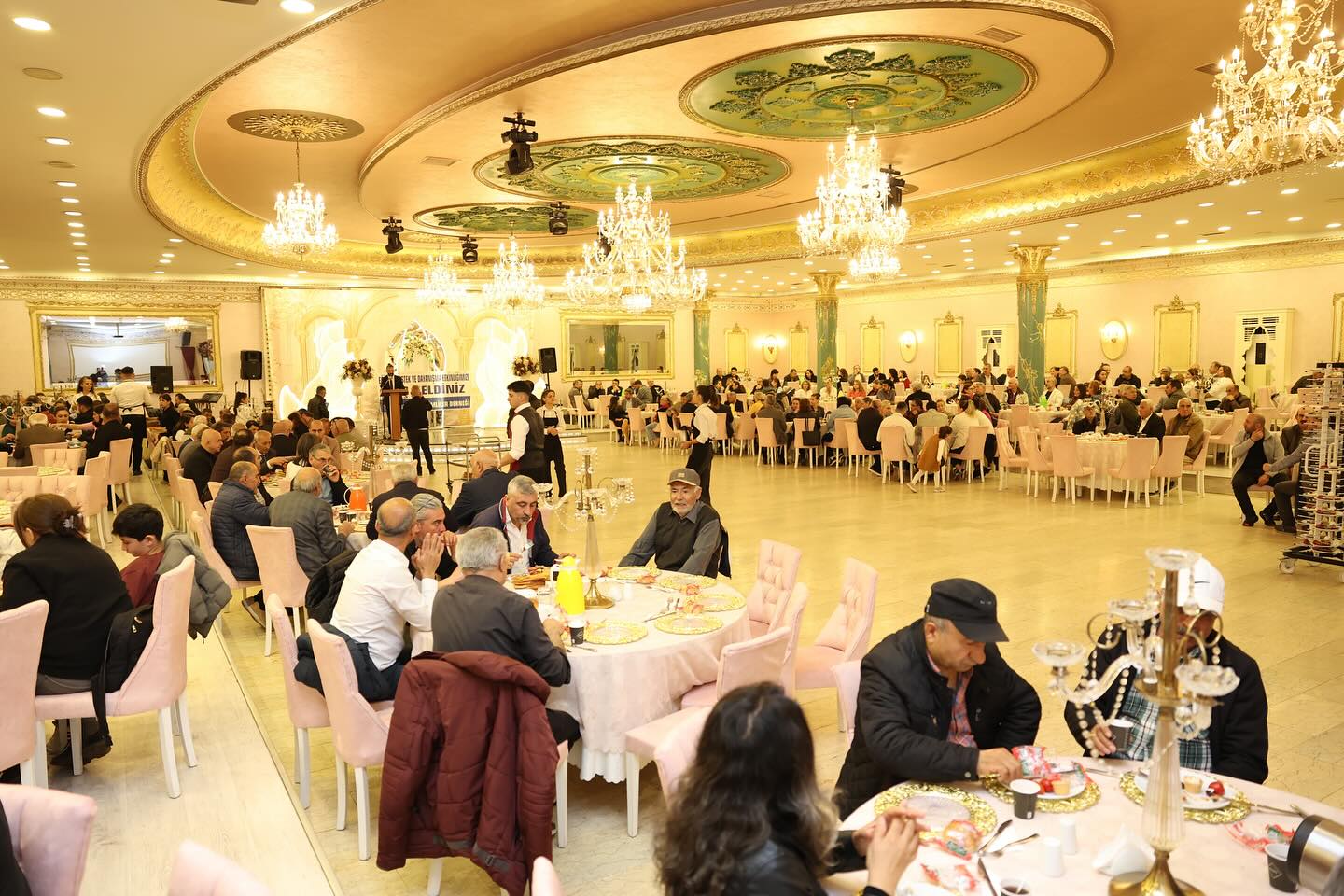 Derince’de eğitime destek buluşması